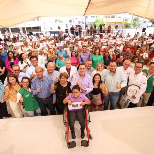 004 INICIA MANOLO ENTREGA DE LA TARJETA DE LA SALUD POPULAR_EN COAHUILA